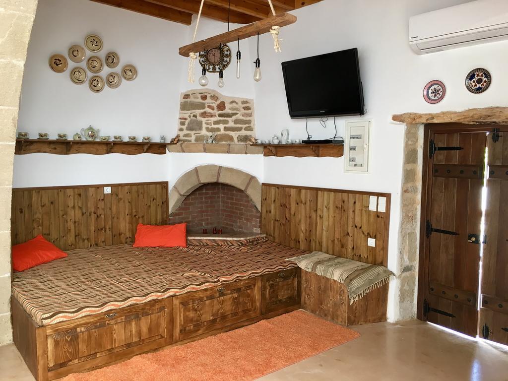 Anemos Traditional Archangelos (Rhodes)